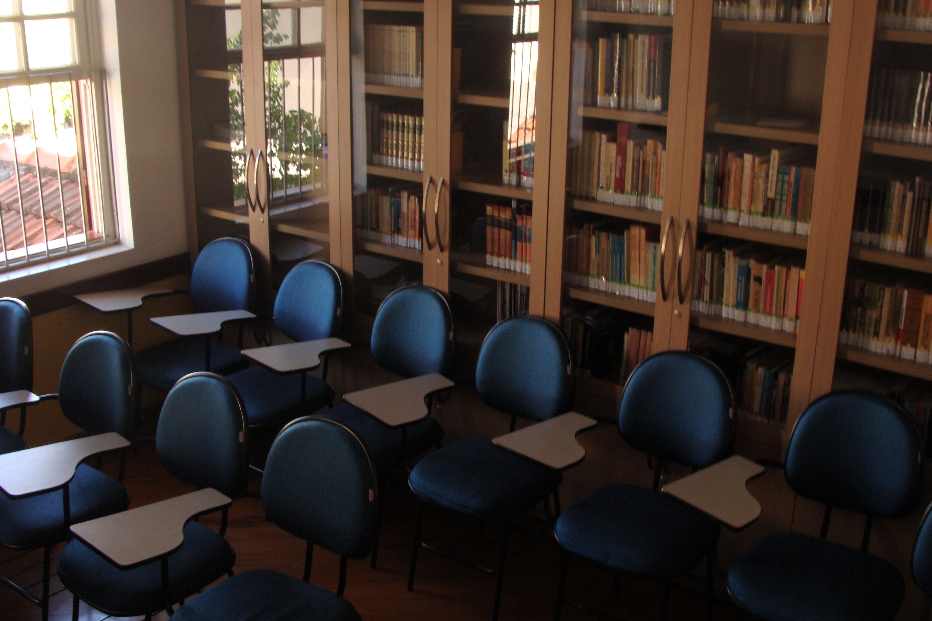 Biblioteca (2)